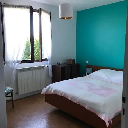 Comme Chez Mamie, Maison Entiere 1-6 Personnes Alby-sur-Cheran Exterior photo